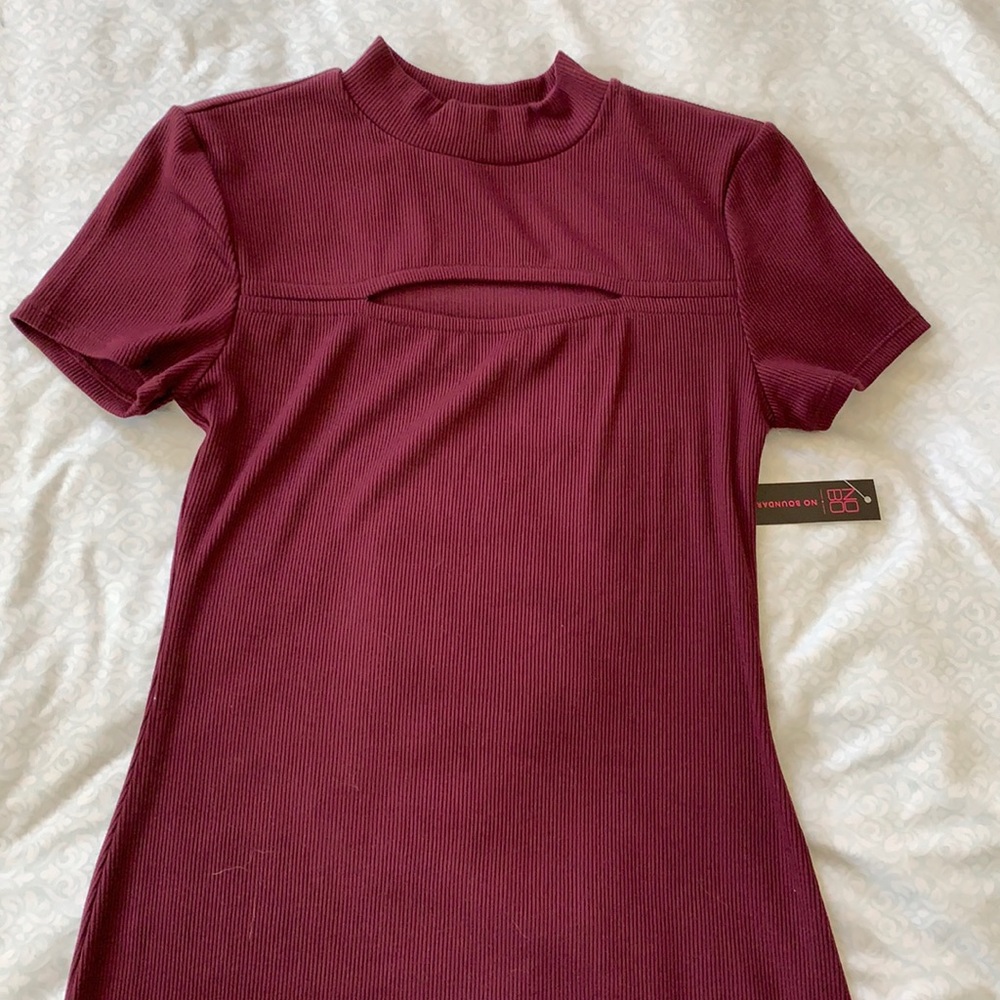 Keyhole bodycon short sleeve dress. Size S.
